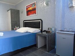 Blue Rock Beach Resort