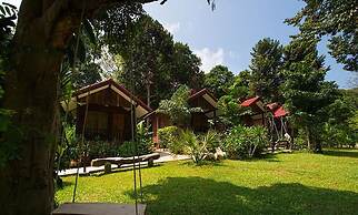 Ban Chom Samed Resort