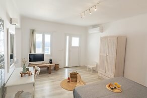 With-inn Mykonos Suites