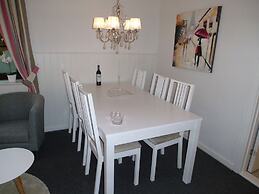 Give City Apartment
