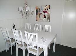 Give City Apartment