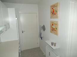 Give City Apartment