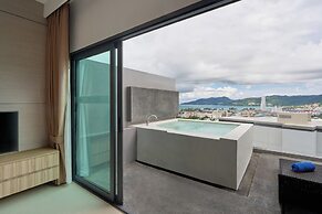 Patong Bay Hill Resort