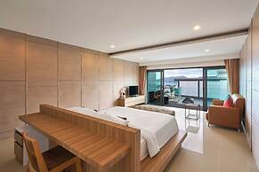 Patong Bay Hill Resort