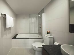 Silom Lofts Hotel