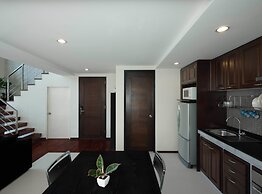 Silom Lofts Hotel