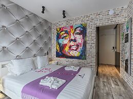 Snow Lodge Hotel Courchevel 1850