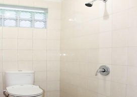 De Sun Pasteur Guest House by HouseinBandung