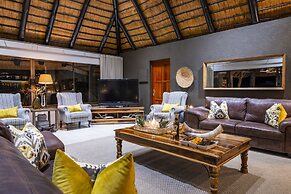 Inyati Game Lodge