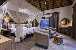 Inyati Game Lodge