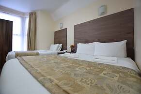Lucky 8 Hotel