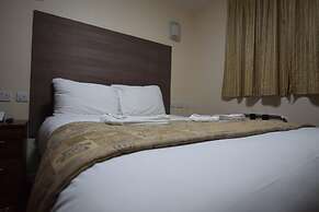 Lucky 8 Hotel