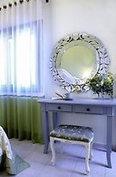 Avra Private Suites