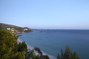 Avra Private Suites