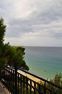 Avra Private Suites