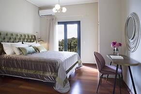 Avra Private Suites