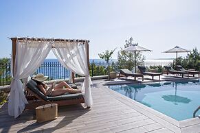Avra Private Suites