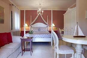 Avra Private Suites