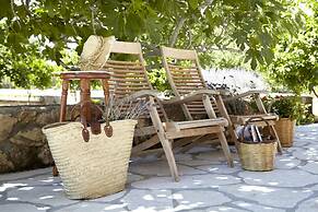 Avra Private Suites