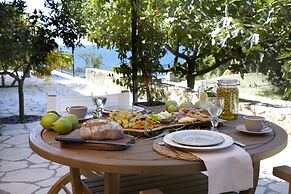 Avra Private Suites