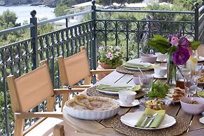 Avra Private Suites