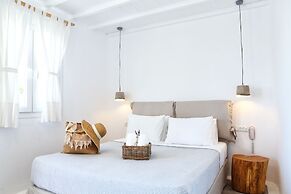 Aelia Mykonos