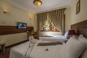 River Top Lodge