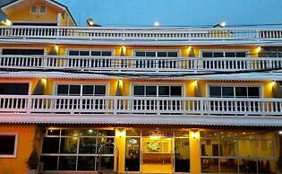 Sea Falcon Hotel
