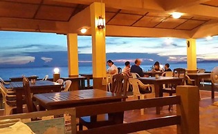 Sea Falcon Hotel