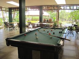 The Emerald Playa