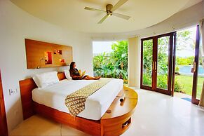 Floating Leaf Eco-Luxury Retreat