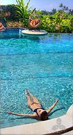 Floating Leaf Eco-Luxury Retreat