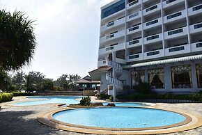 BP Samila Beach Hotel & Resort