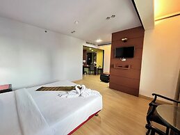 BP Grand Tower Hotel