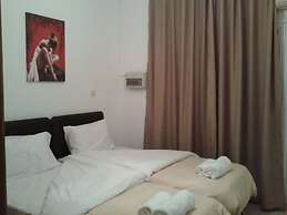 Elenapa Holiday Apartments