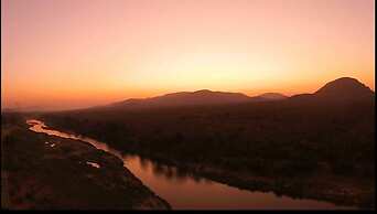 River House Bush and Safari Lodge
