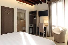 Hotel Leone
