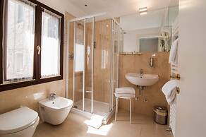 Hotel Leone