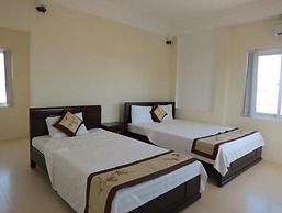 Nam Long Plus Hotel