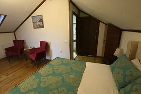 Hotel Ankatra