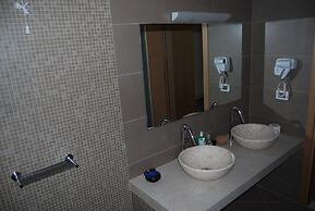 Dali Luxury Rooms