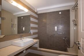 Dali Luxury Rooms