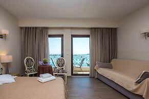 Dali Luxury Rooms