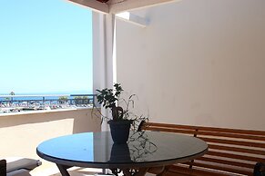 Dali Luxury Rooms
