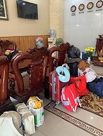 Thi Long Phung Hotel