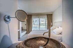 Caravel Suites - Adults Only