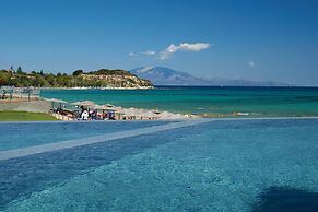 Caravel Suites - Adults Only