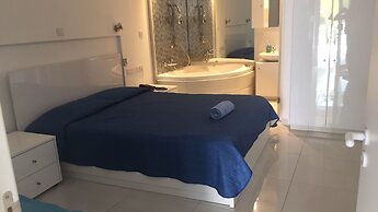 Nissi 49 Apartments