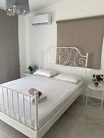 Nissi 49 Apartments