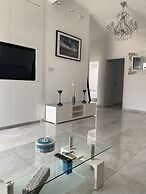 Nissi 49 Apartments